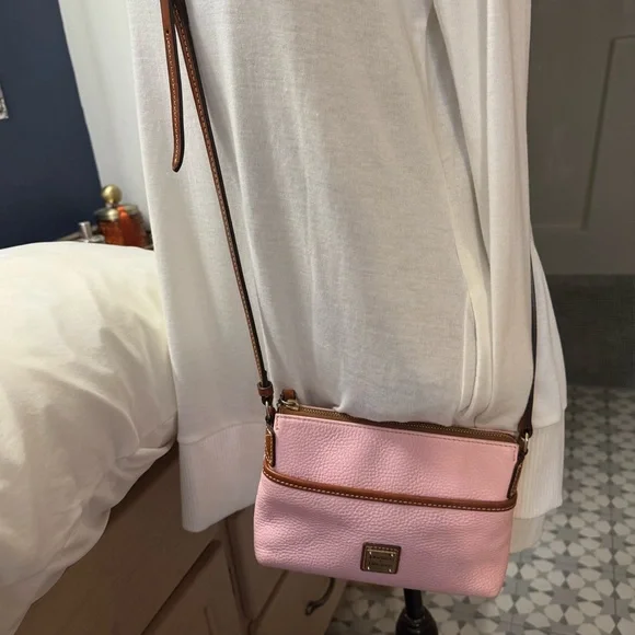 Dooney & Bourke Pink Leather Bag with Brown Trim - Picture 2 of 8